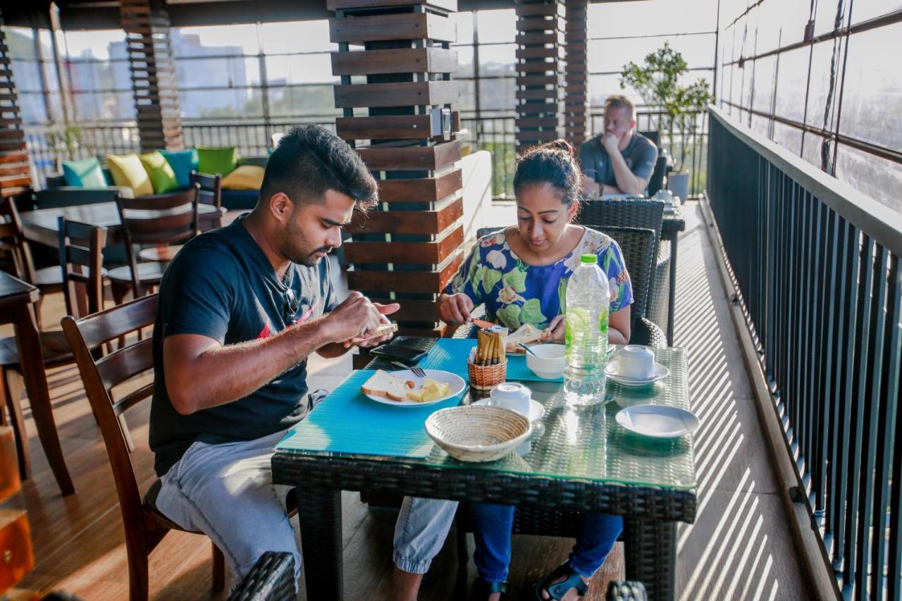 Bunk Planet Hotell Kandy Eksteriør bilde