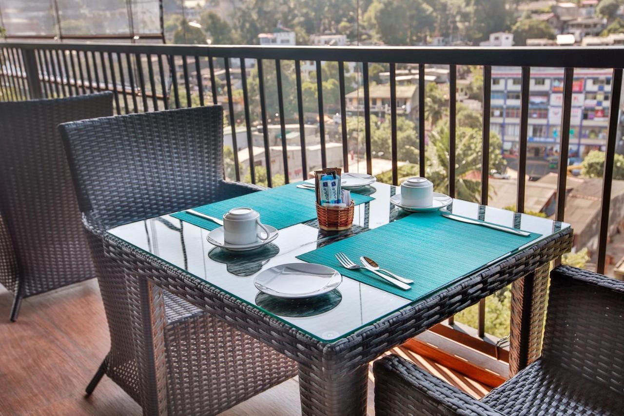 Bunk Planet Hotell Kandy Eksteriør bilde